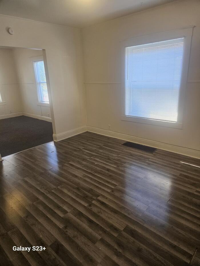 549 Highland St - Photo 6 of 13