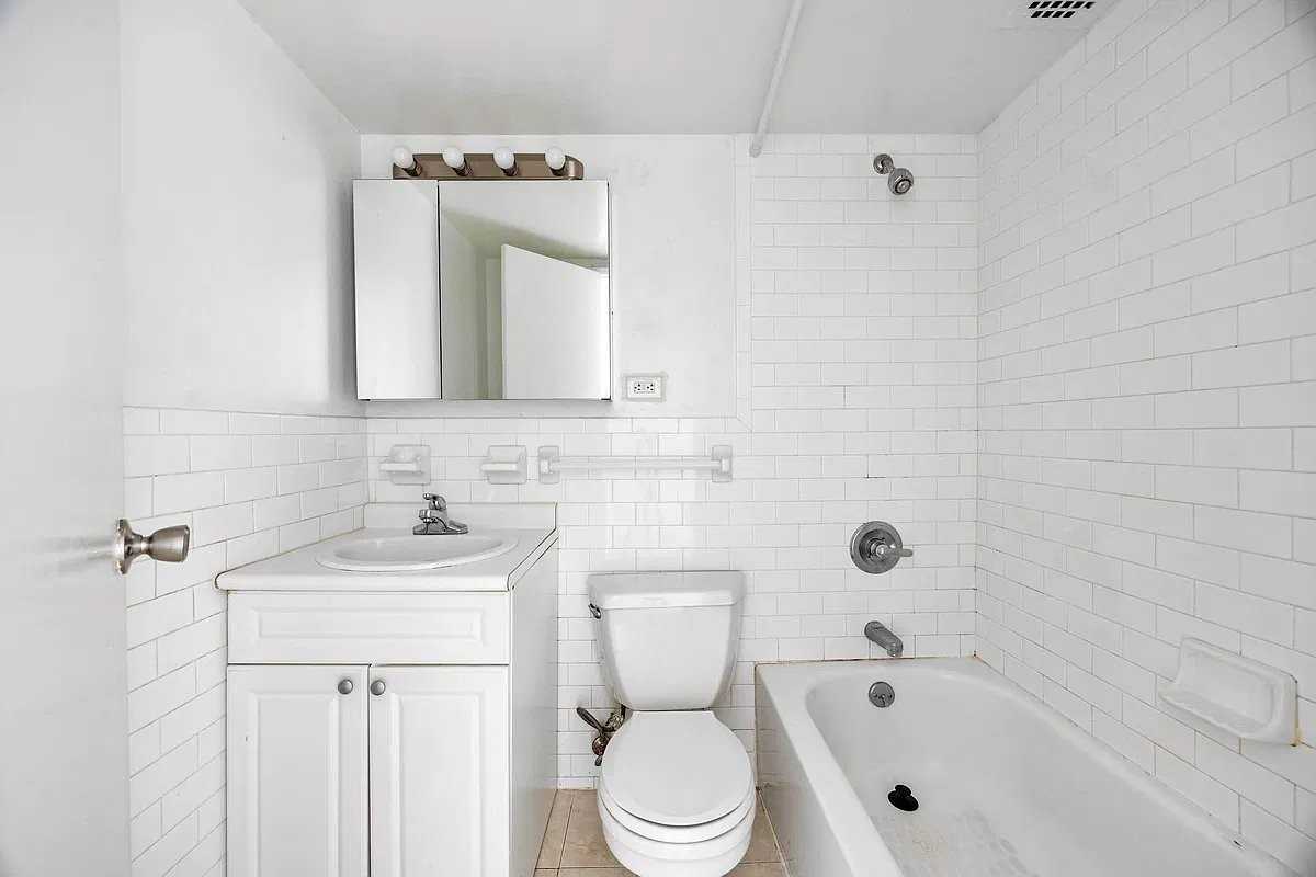 Fulton St #607 - Photo 7 of 7