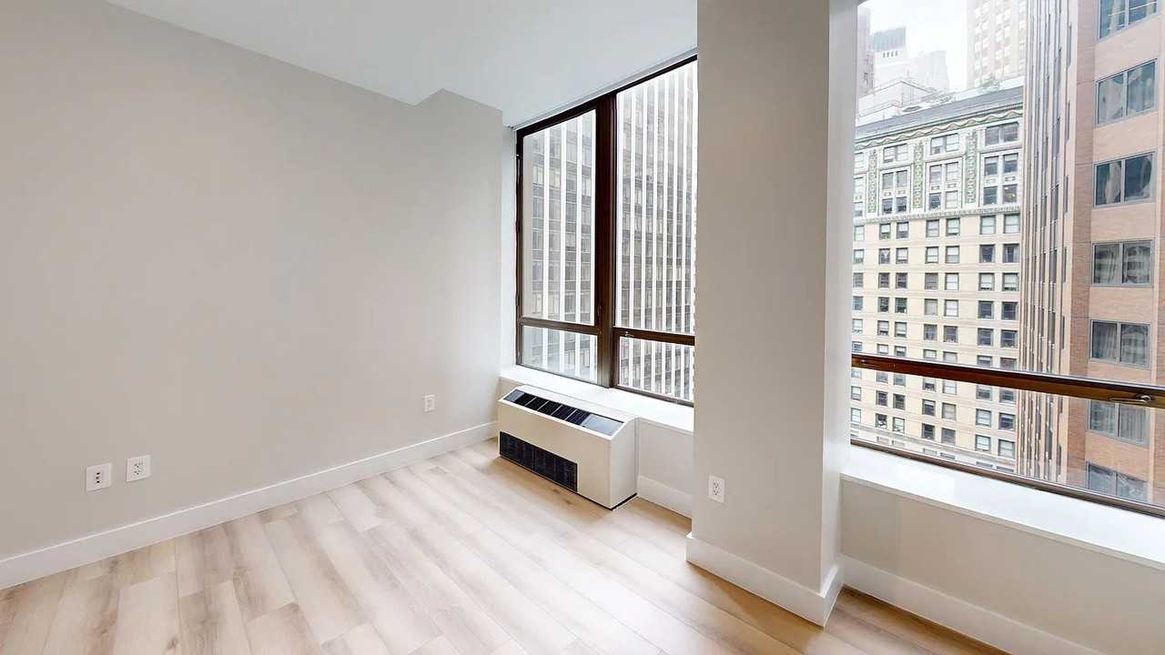 Wall St #1707 - Photo 5 of 9