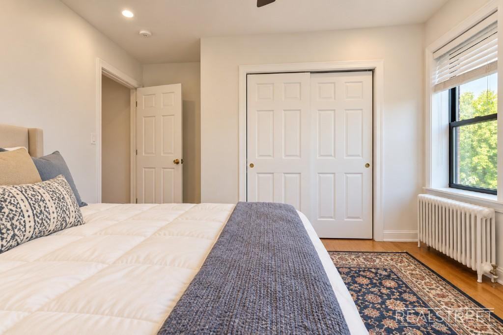 168 7th Ave #3R - Photo 6 of 7