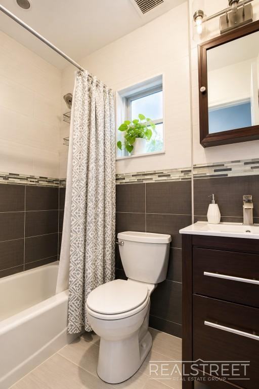 168 7th Ave #3R - Photo 7 of 7