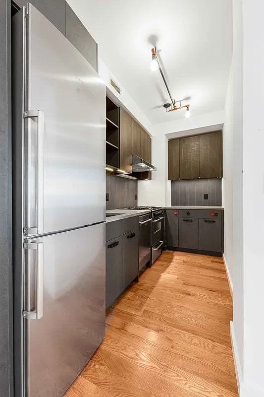 123 Melrose St #822 - Photo 4 of 9