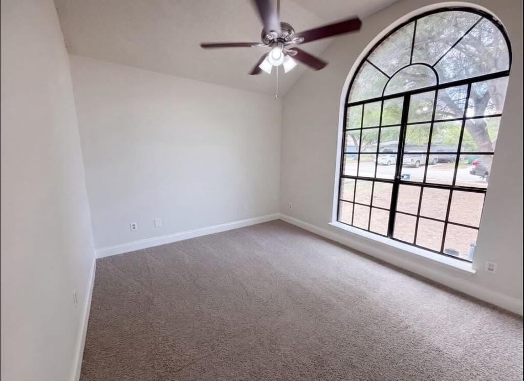 16207 Parkway W Park St #DR - Photo 7 of 10