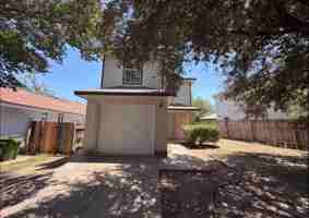 featured image of 1555 Parkfield N Park St #CIR