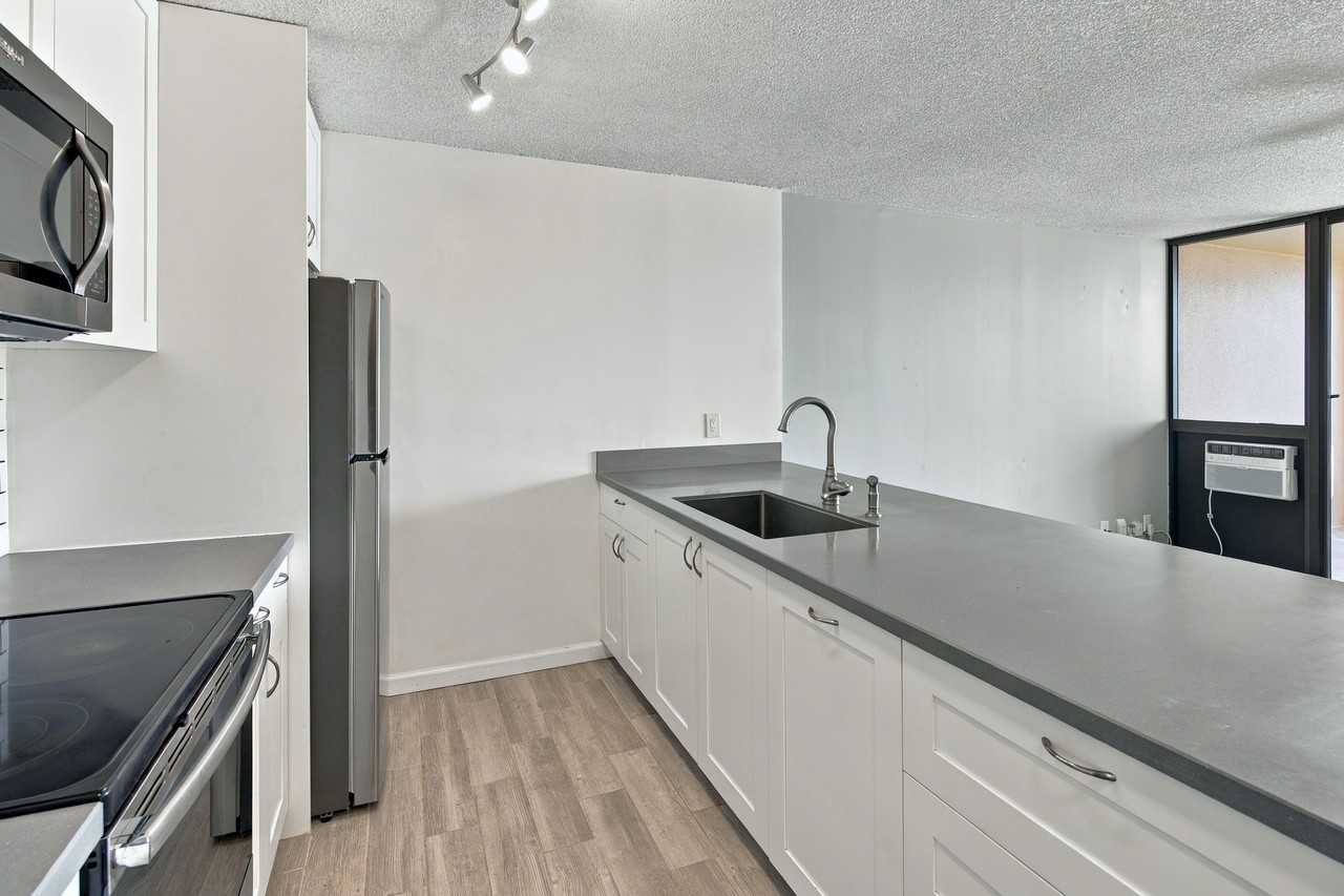 55 S Judd St #1 - Photo 4 of 18