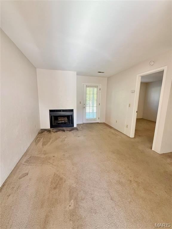 66 Peachtree Ln - Photo 3 of 13