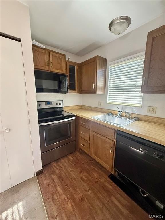 66 Peachtree Ln - Photo 6 of 13