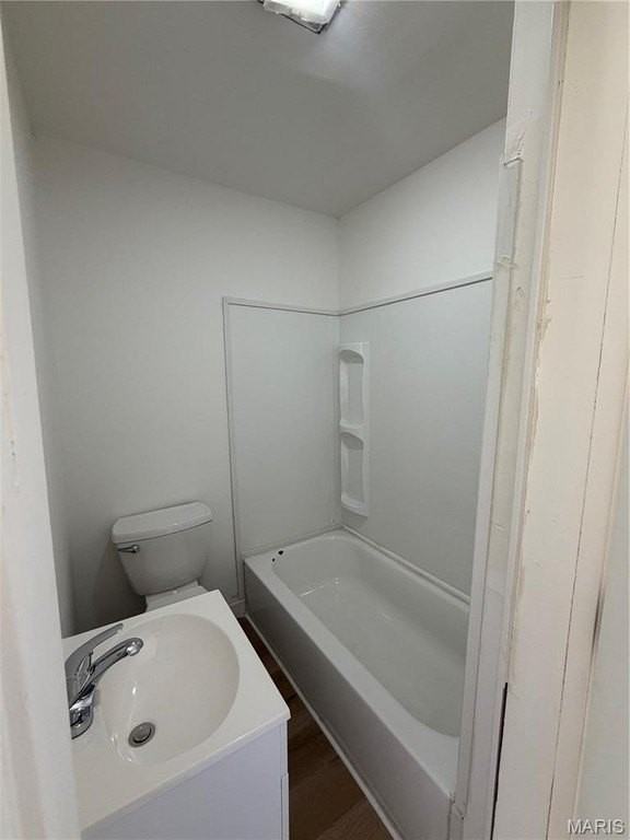215 E Cherry St #3 - Photo 5 of 5