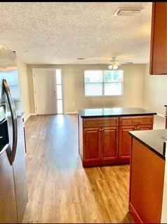 1050 Excalibur St - Photo 5 of 18