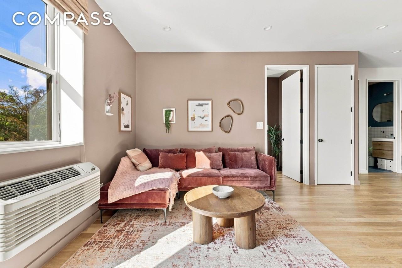 44 Euclid Ave #4B - Photo 3 of 18