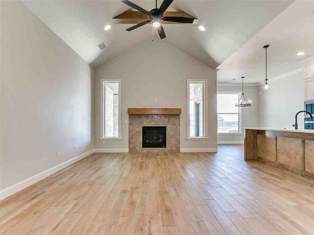 13404 Lisbon Ave - Photo 6 of 49