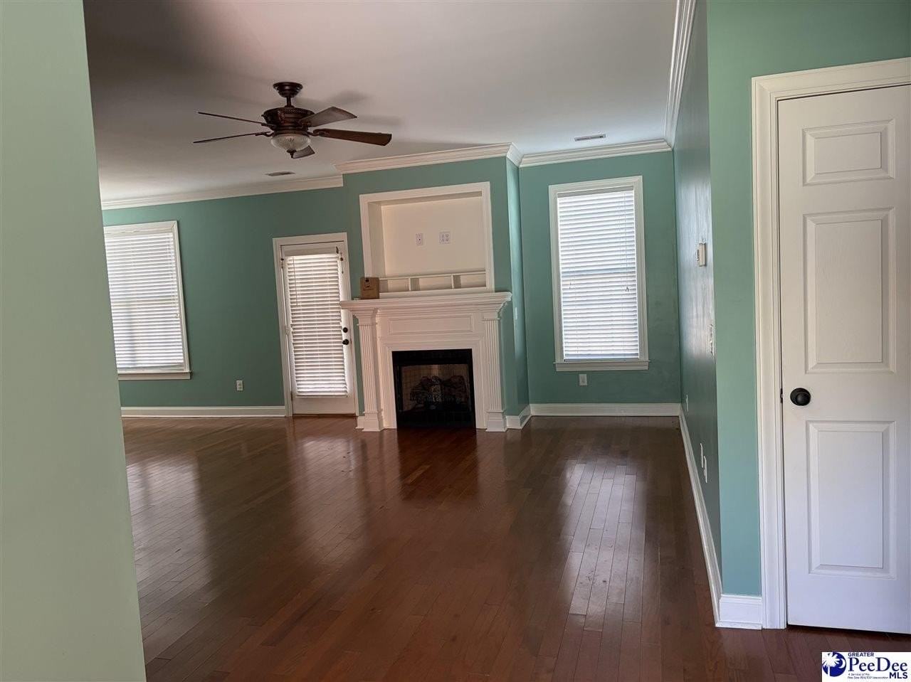 2219 Hibernian Dr - Photo 2 of 15