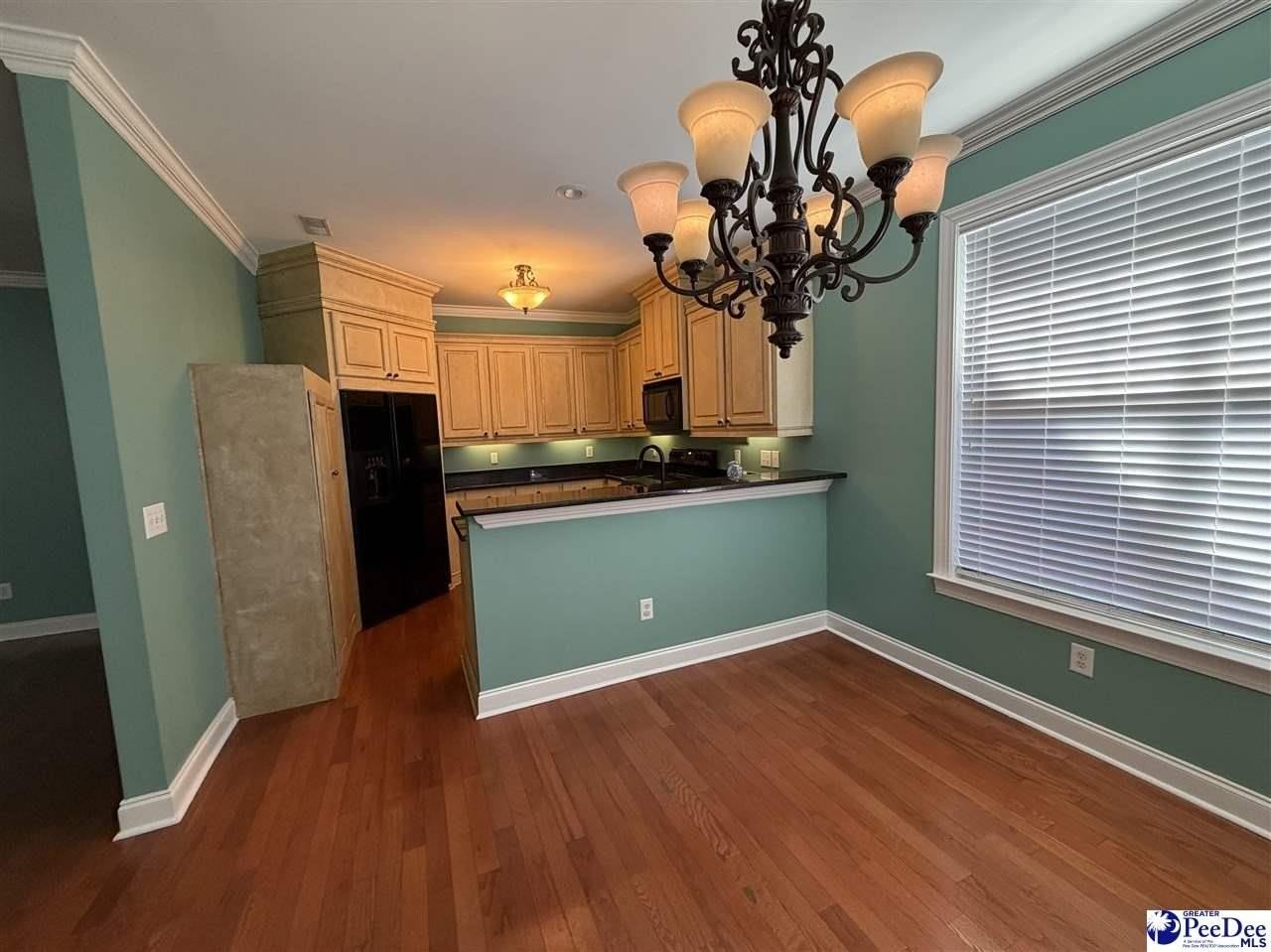 2219 Hibernian Dr - Photo 5 of 15