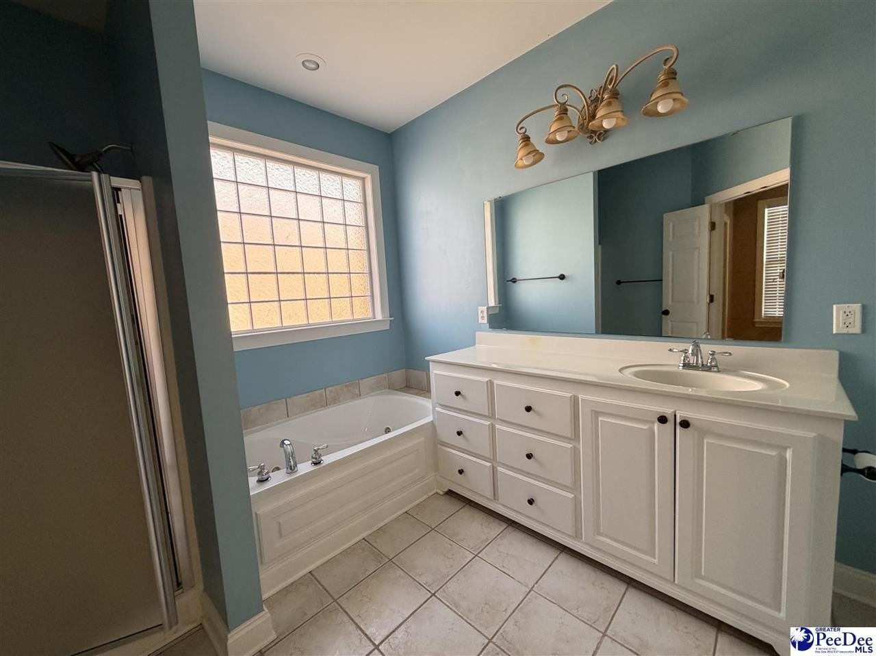2219 Hibernian Dr - Photo 7 of 15
