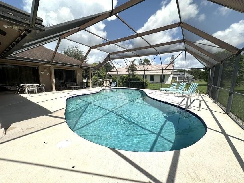 1420 Chapparel Way - Photo 3 of 25