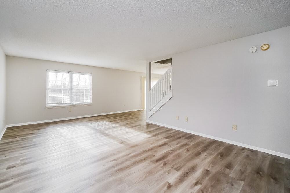 4115 Orchard Valley Blvd - Photo 6 of 25
