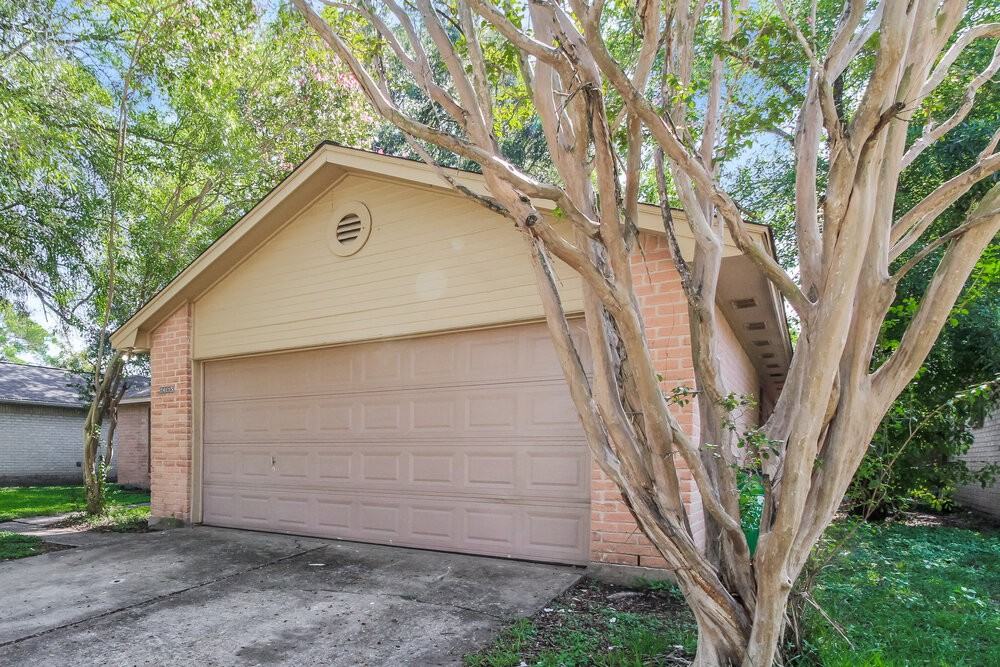 24115 Tayloe House Ln - Photo 3 of 14