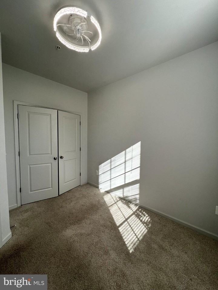 8296 Knight Station Way - Photo 5 of 33