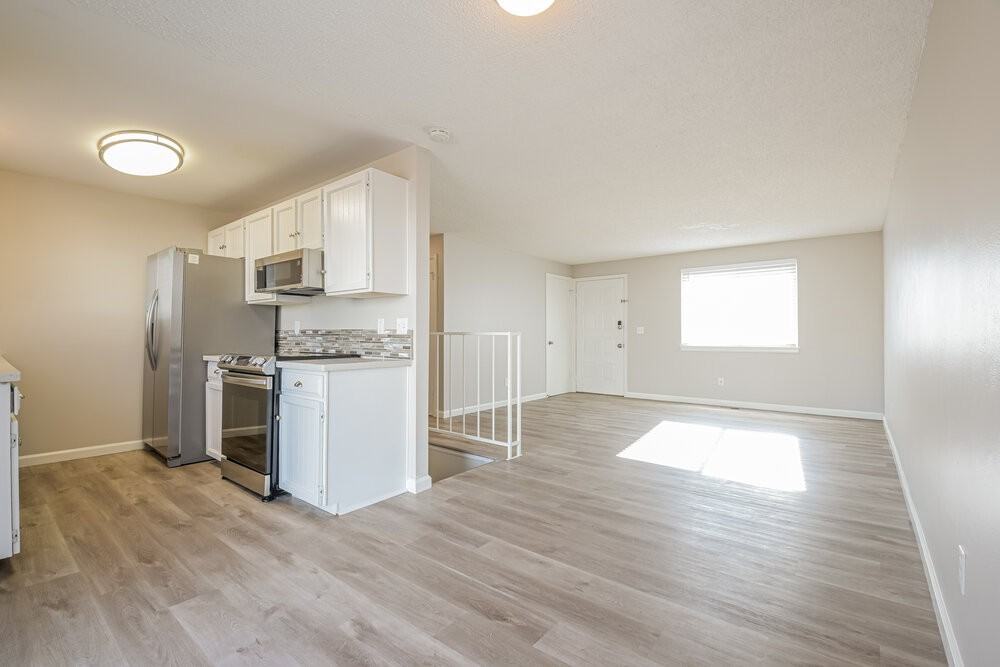 4089 E 118th Ave - Photo 7 of 17