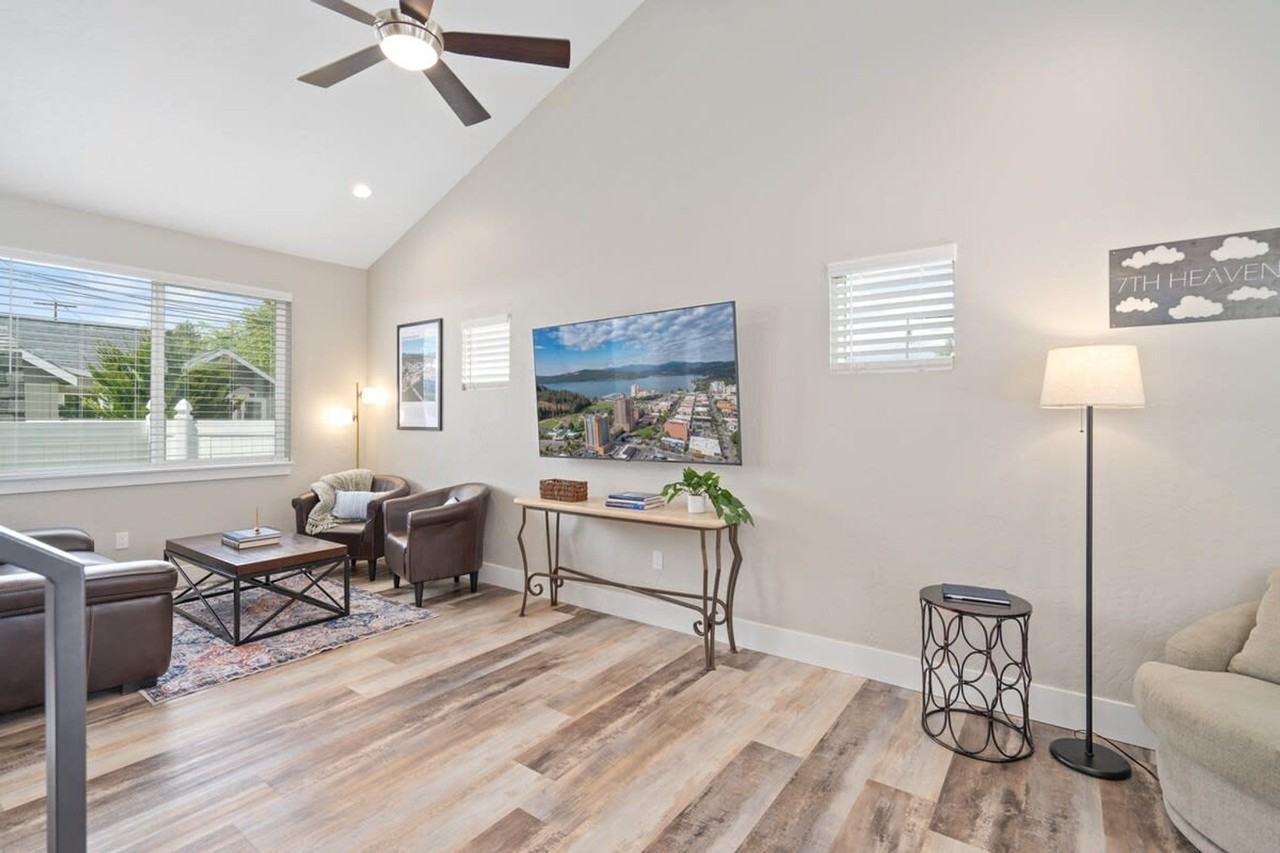1143 N 7th St #1643202P - Photo 3 of 25