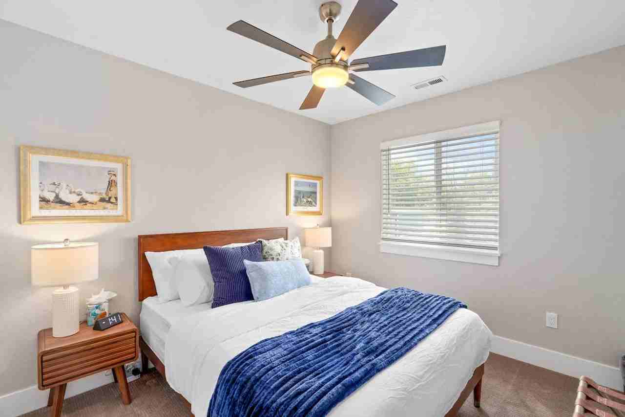 1143 N 7th St #1643202P - Photo 6 of 25