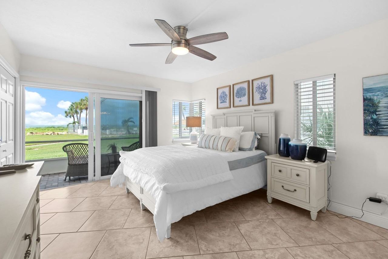 4825 Gulf Of Mexico Dr #1648144P - Photo 6 of 28