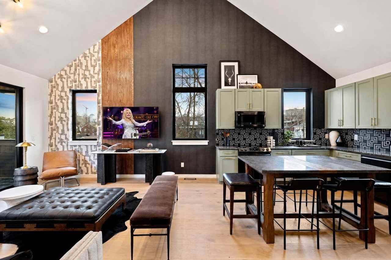 1501 16th Ave S #1648634P - Photo 4 of 50