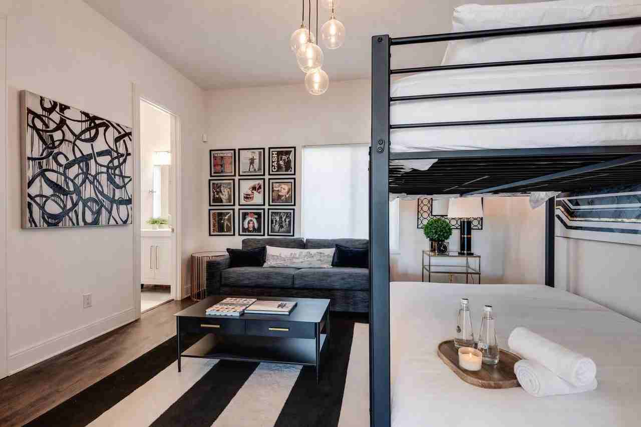 1101 Archer St #1648633P - Photo 3 of 50