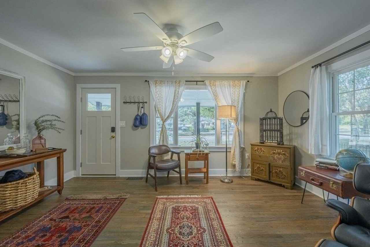 292 First St #1586499P - Photo 4 of 42