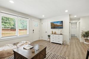 featured image of 170 Sherwood Dr