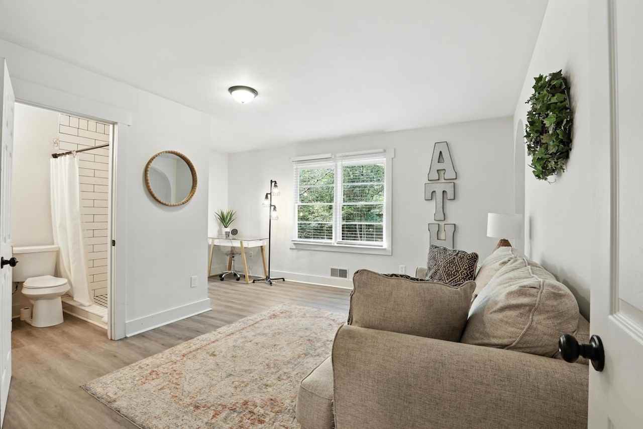 170 Sherwood Dr #1586505P - Photo 7 of 50