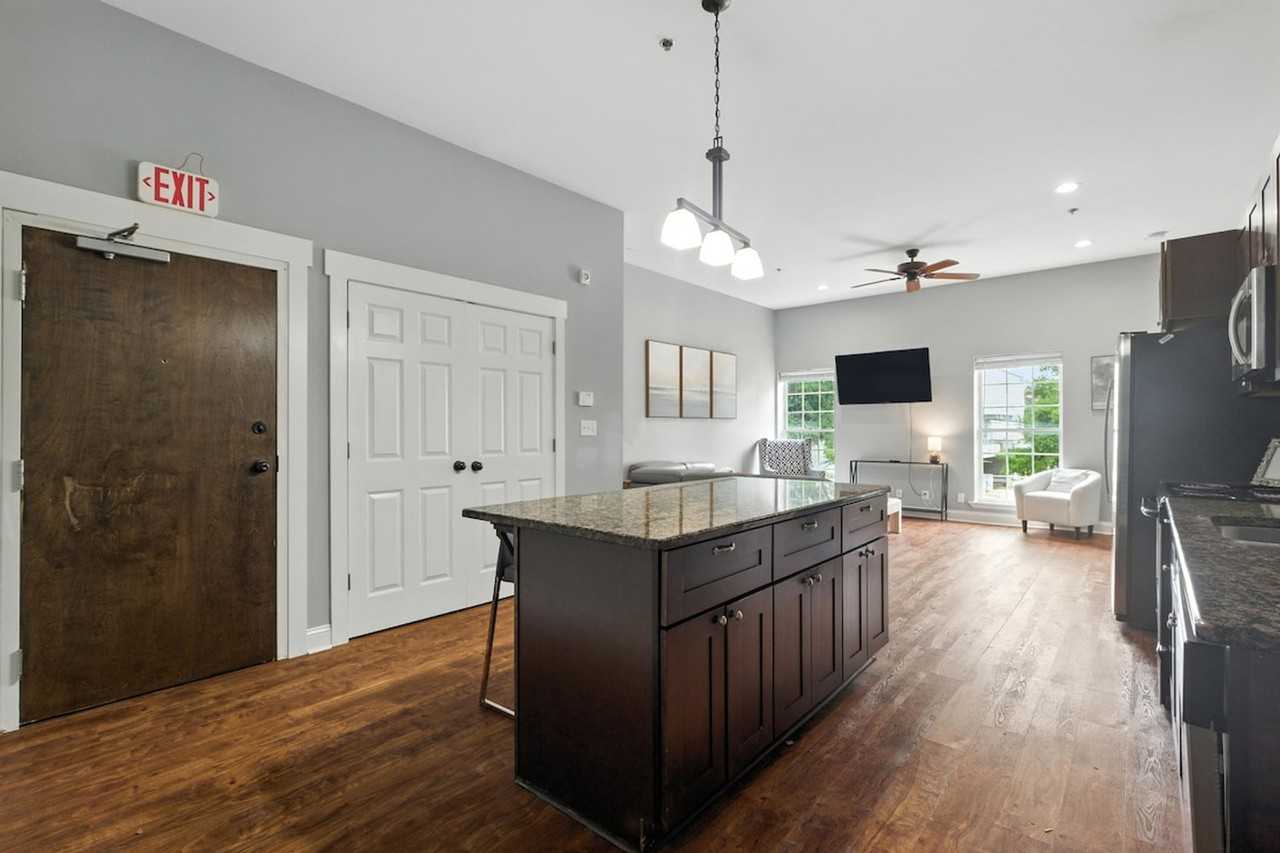 490 N Thomas St #1586491P - Photo 4 of 48