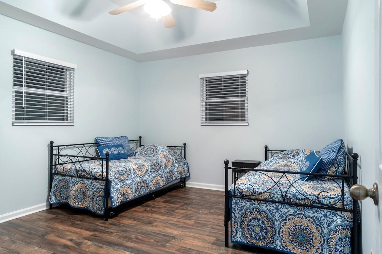 160 Hugh Dorsey Rd #1586497P - Photo 3 of 50