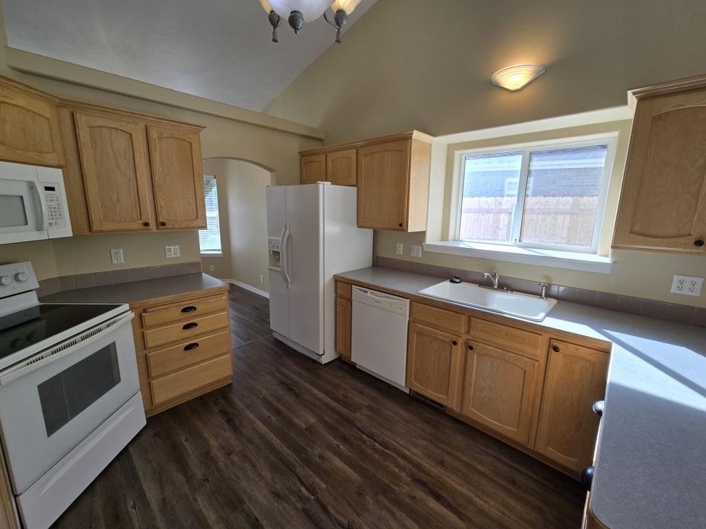 256 Cedar Park Cir - Photo 7 of 47