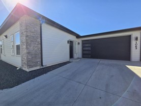 1065 Cheney Dr W - Photo 1 of 1