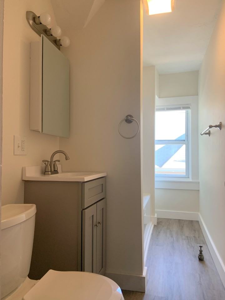 3 Berkshire St #2 - Photo 3 of 7