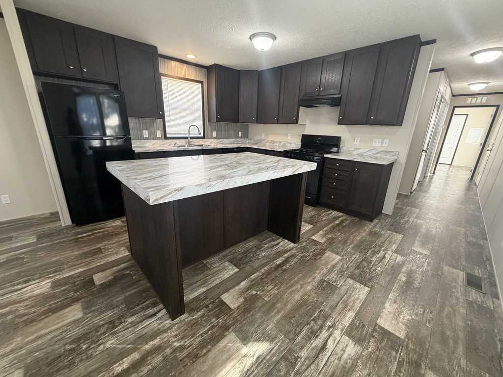 38066 Versailles St #65 - Photo 4 of 25