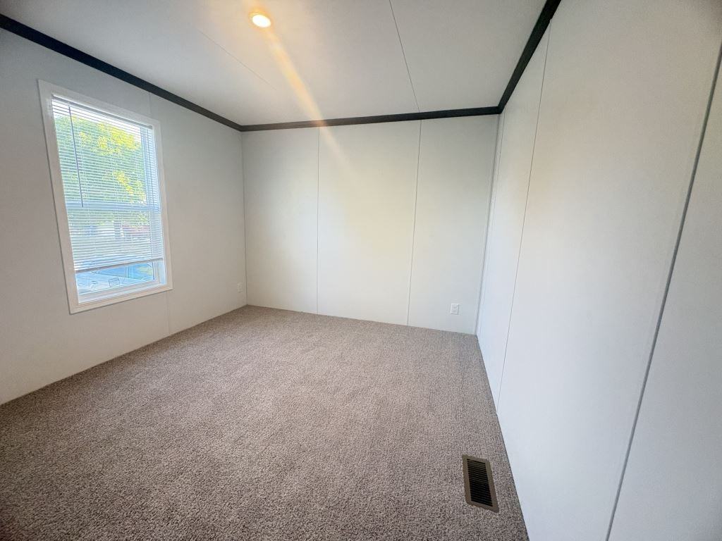 4462 San Juan Dr S - Photo 7 of 17