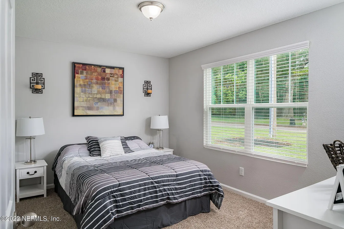 4114 Collins Rd - Photo 3 of 12
