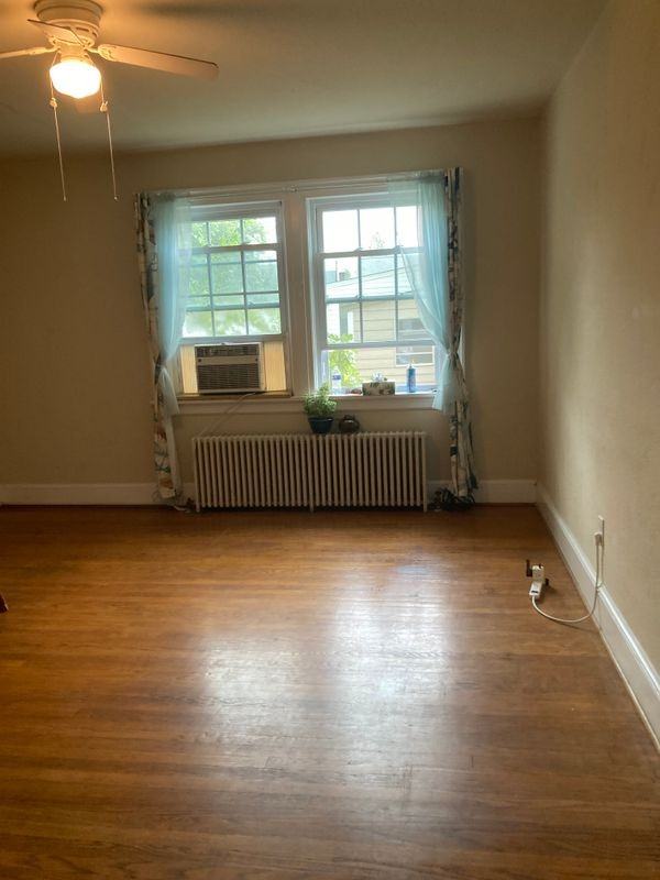 1211 Colony Rd - Photo 4 of 7