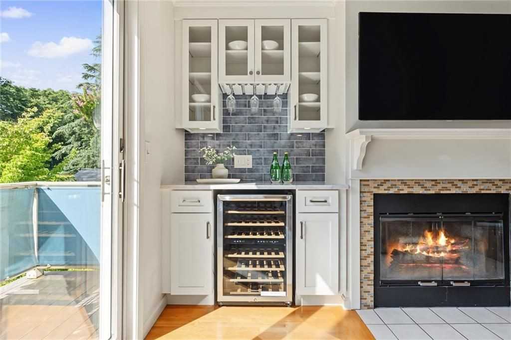505 Clarks Row - Photo 3 of 37