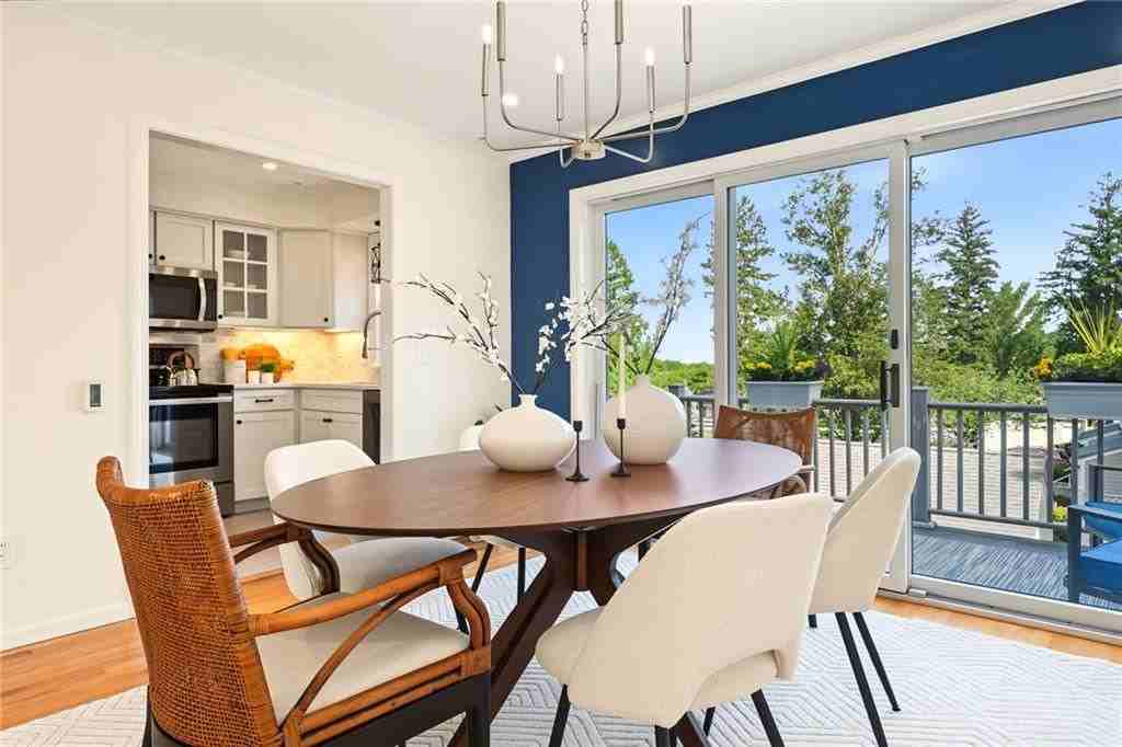 505 Clarks Row - Photo 5 of 37