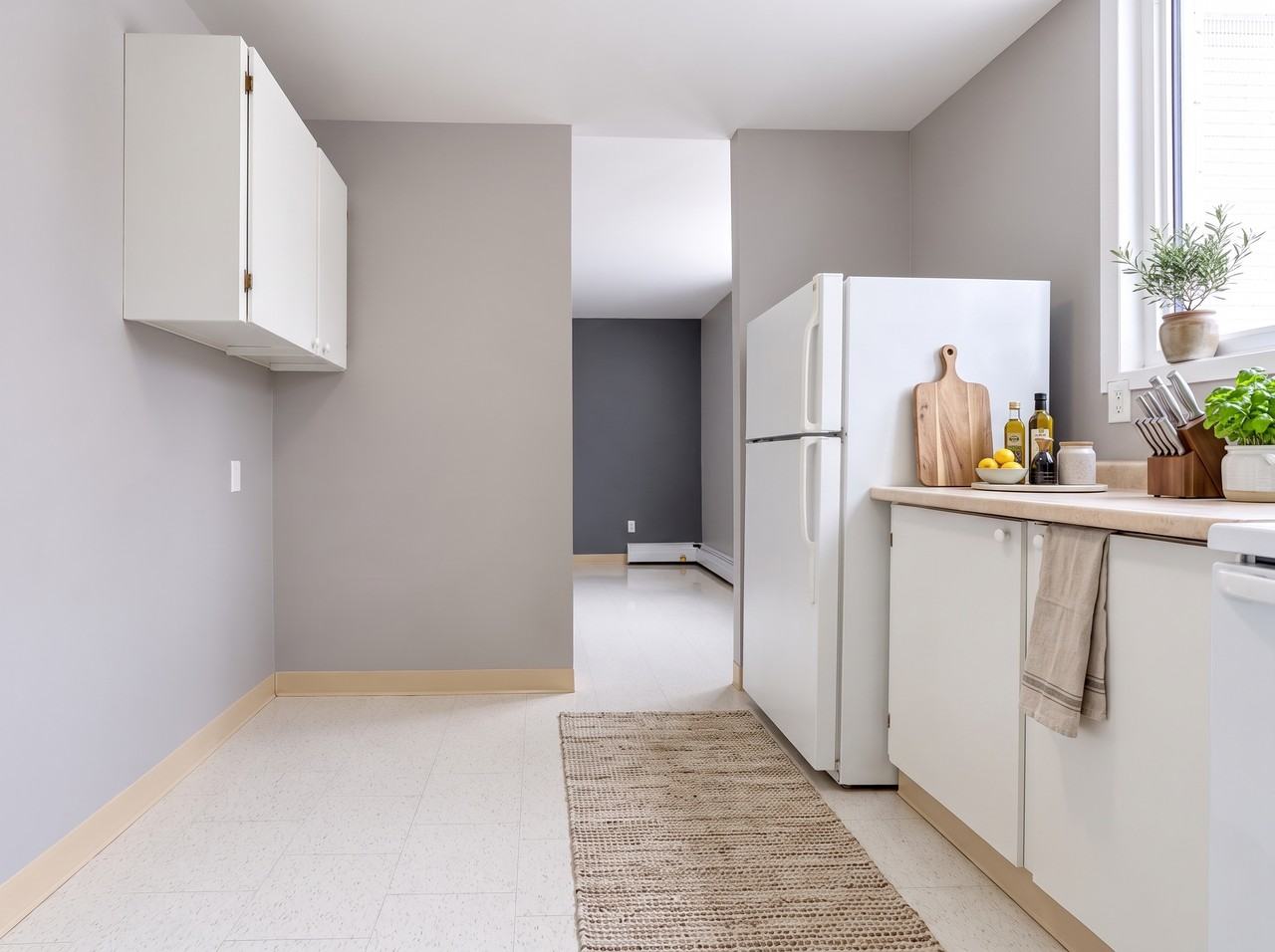 50 Shelley Drive - Photo 7 of 11