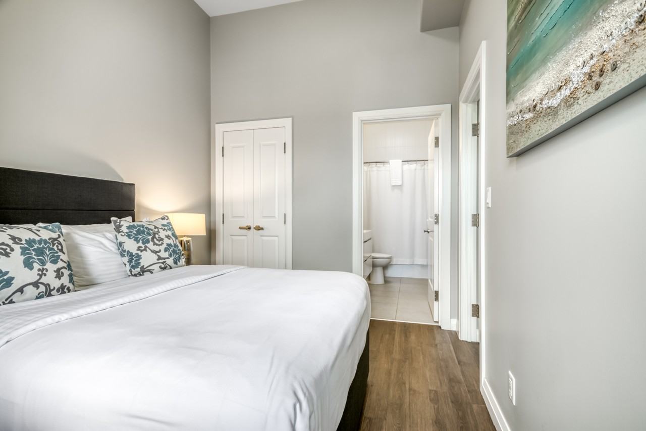 347 Hyland Drive - Photo 6 of 46