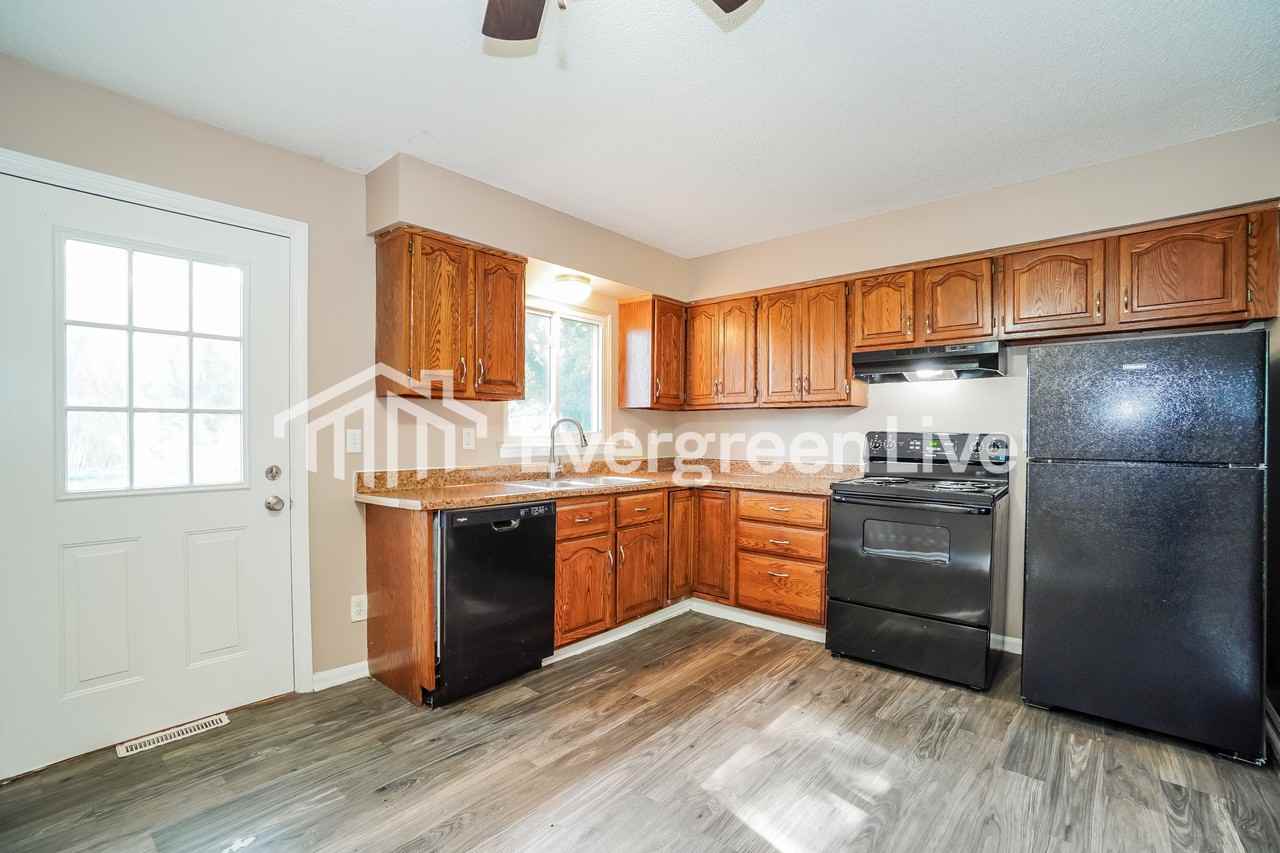 2616 Glenbriar St - Photo 6 of 15