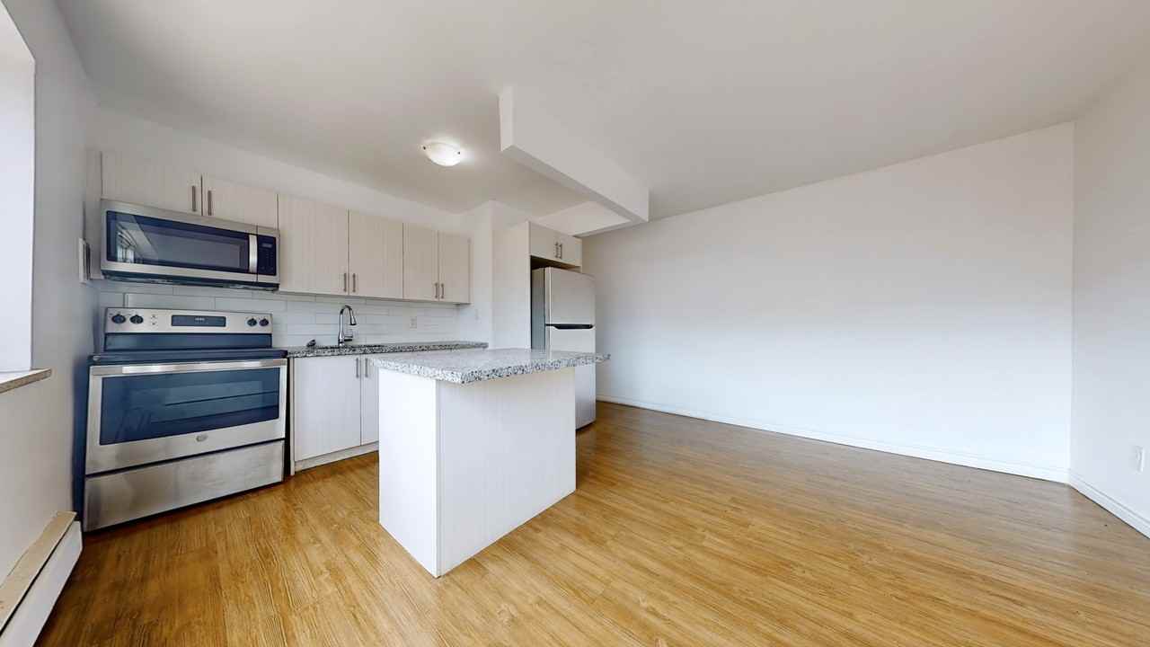 375 Melvin Apartments - Photo 4 of 11