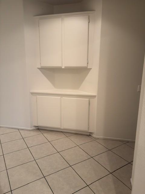 541 Glory Street - Photo 3 of 9
