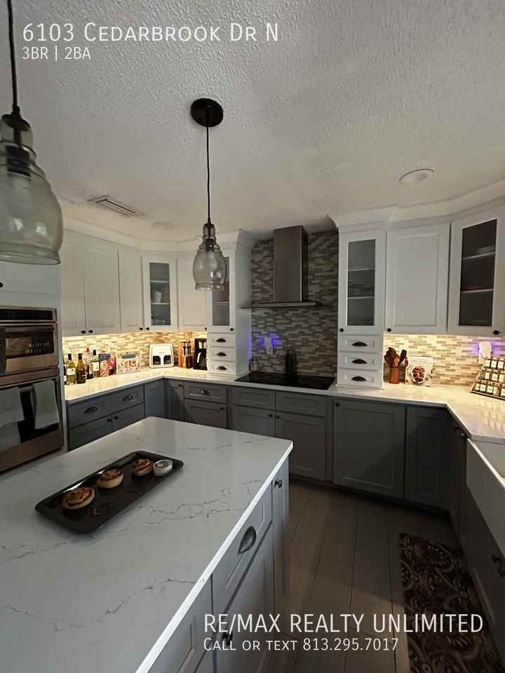 6103 Cedarbrook Dr N - Photo 6 of 34