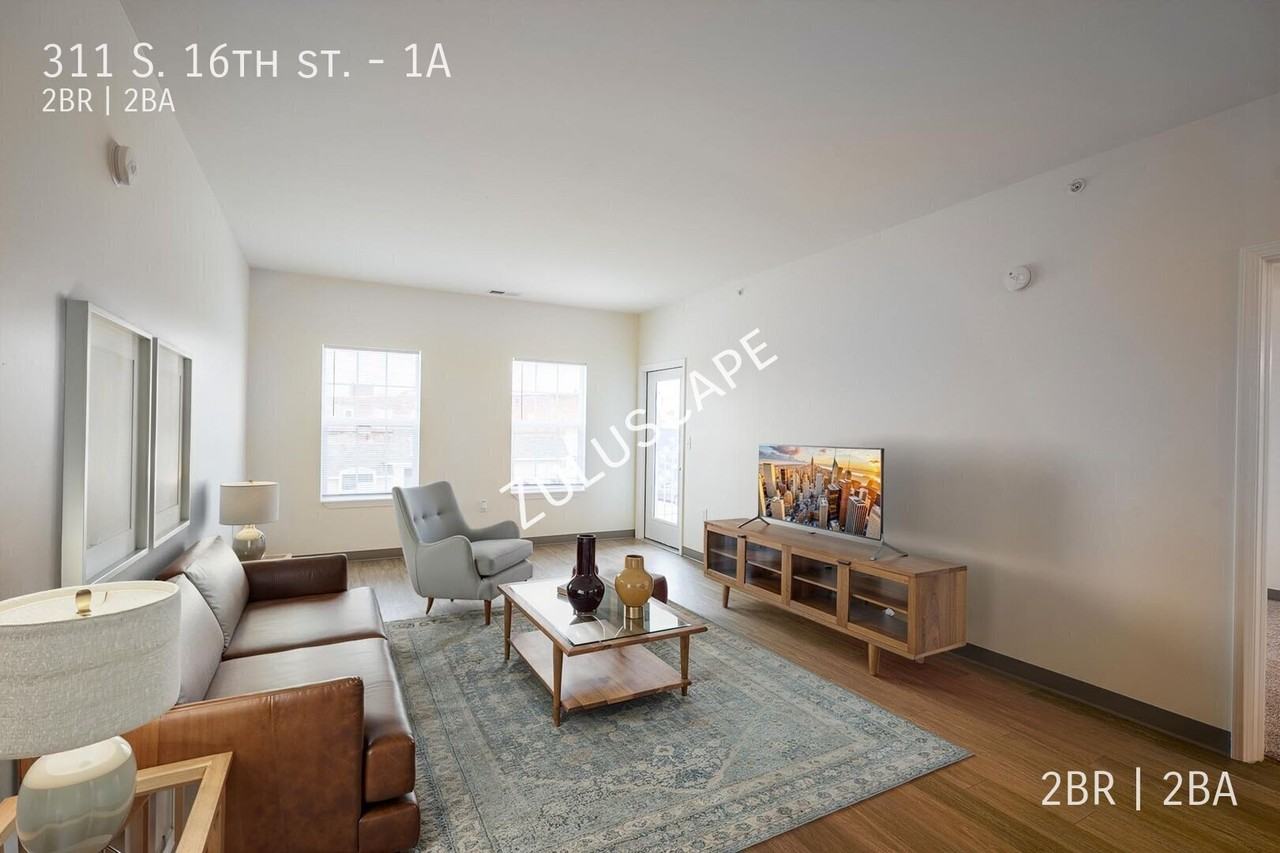 311 S 16th St #1A - Photo 3 of 25