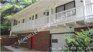 featured image of 17 Brookcliff Dr